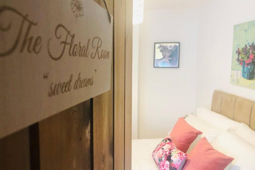 Mews Cottage 해러게이트 외부 사진